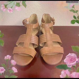 ☀️☀️Naturalizer N5 Comfort Sandals 👡